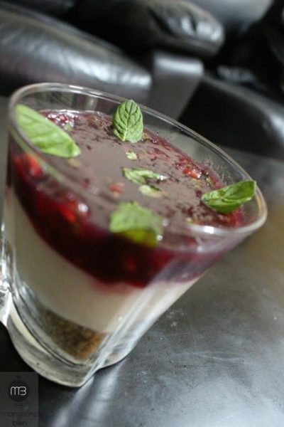 Verrine de "cheesecake" (Crédit Photo: chef Wiem KOUKI - mangeonsbien.tn)